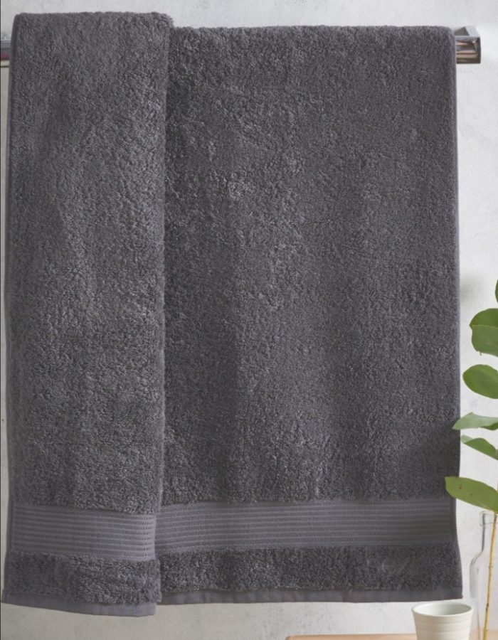 Luxurious Bath Towel - dark grey